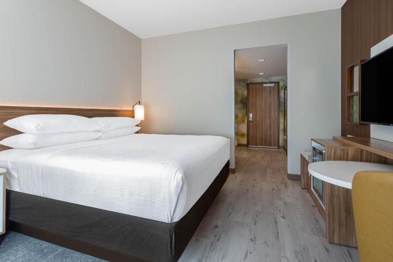 King Room (No Resort Fee) image 2