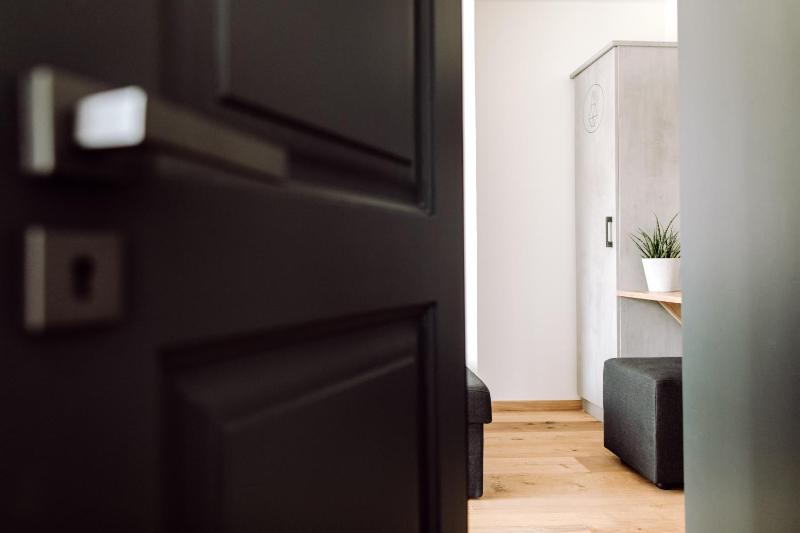 Single Room image 1