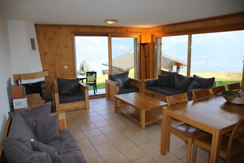 Two-Bedroom Apartment image 4