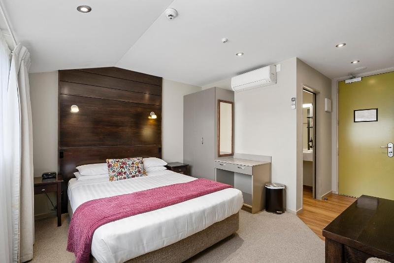 Boulcott Lodge - image 23