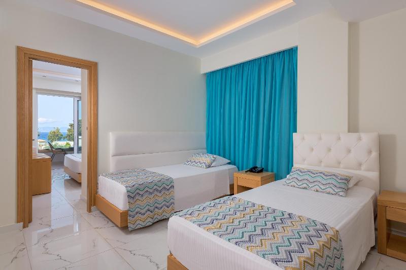 Oceanis Park Hotel - image 8