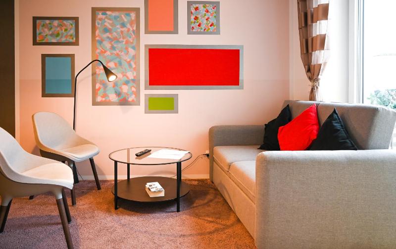 2 Bedroom Apartment with Terrace near Naschmarkt Metro U4 - image 11