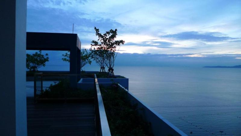 The Relaxing Room Sea View at Lumpini Park Beach Jomtien Condominium Pattaya - image 9