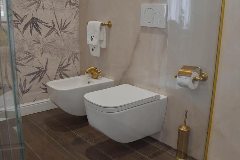 Superior Suite image 2