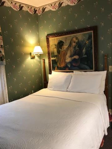 Cottage 201-A image 3