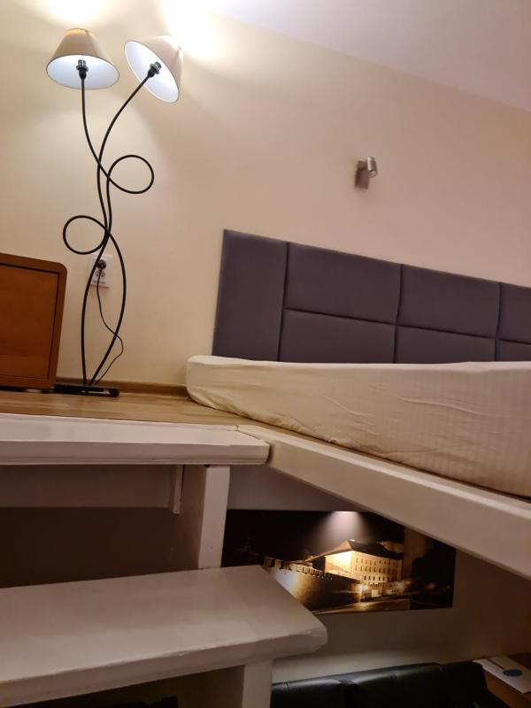 One-Bedroom Apartment image 1