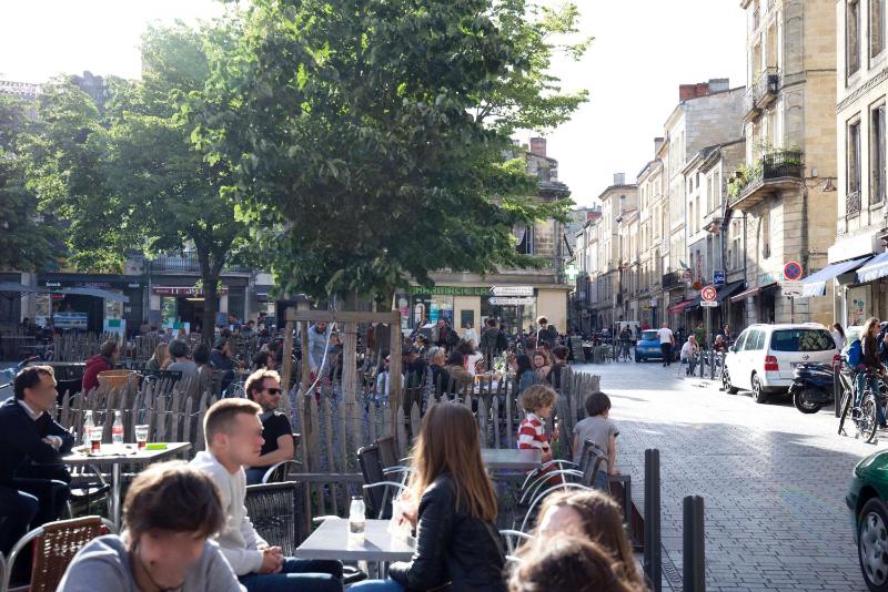 Deluxe Apartment image 2