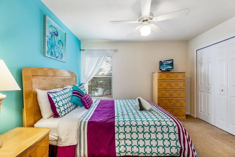 Gorgeous Davenport 5 Bed Villa with Pool Hot Tub - image 11