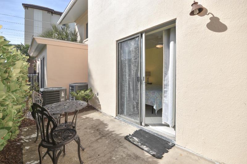 Five Palms Vacation Rentals- Daily - Weekly - Monthly - image 39