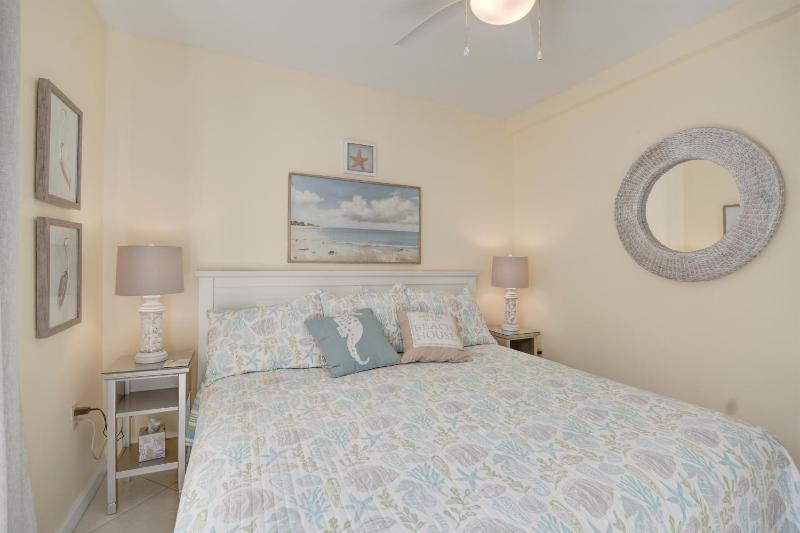 Five Palms Vacation Rentals- Daily - Weekly - Monthly - image 37