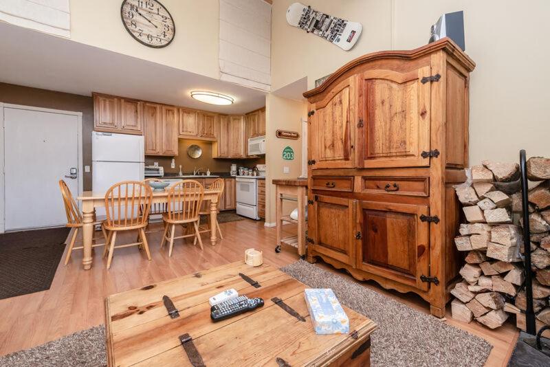 Apartment image 3