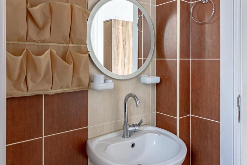 Beautiful One-Bedroom Apartment Lukomorye B6 - image 10