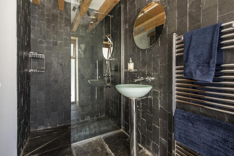 Four-Bedroom House image 2