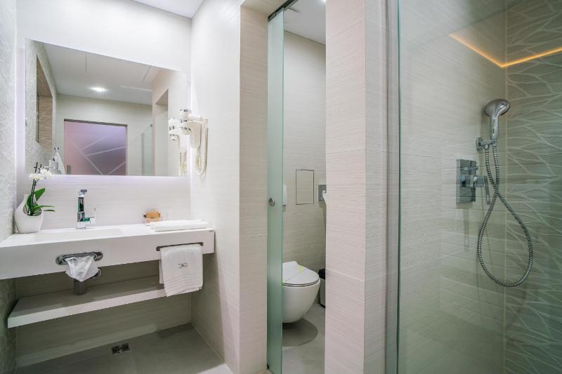 Superior Double or Twin Room with Mountain View image 4