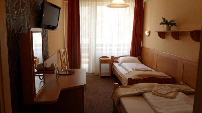 Comfort Double Room with Balcony image 2