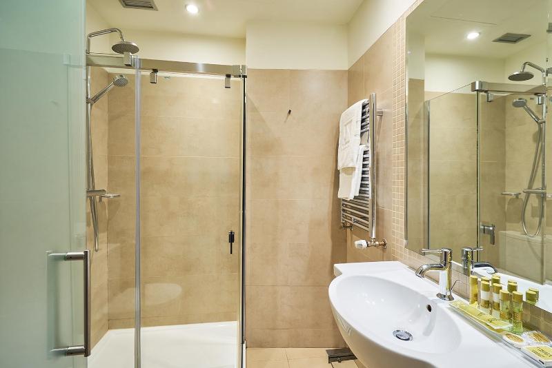 Romantic Offer - Double Room image 2