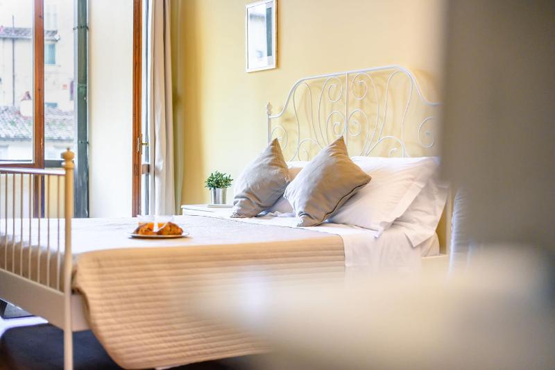 Terrace on Duomo Luxury Flat - image 10
