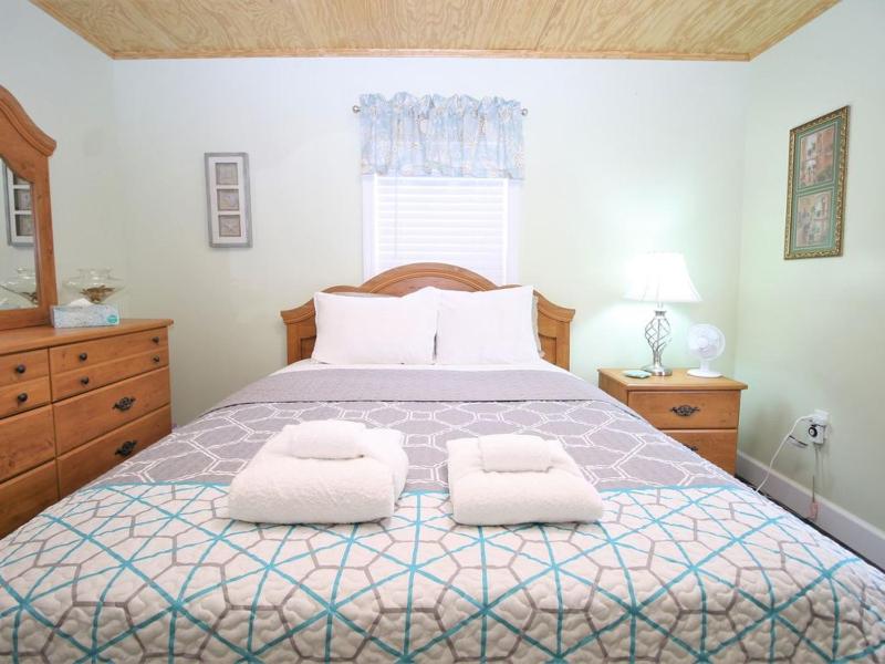Three-Bedroom House image 2