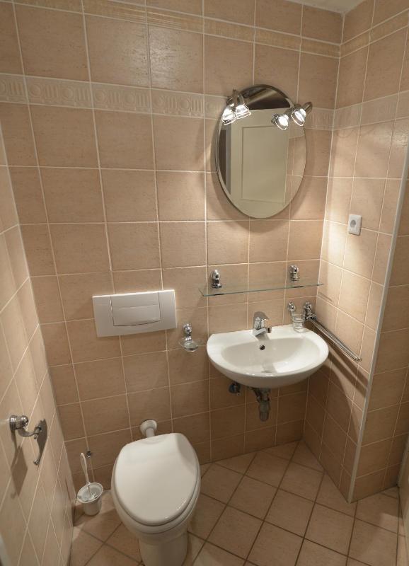 Villa Elasan - image 12