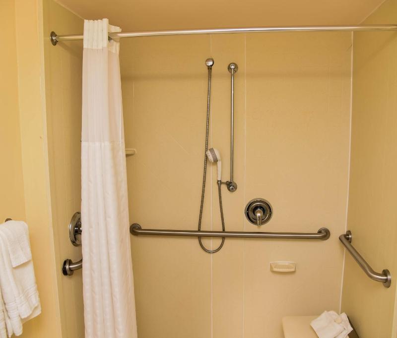 Double Room - Mobility Access/Non-Smoking image 3