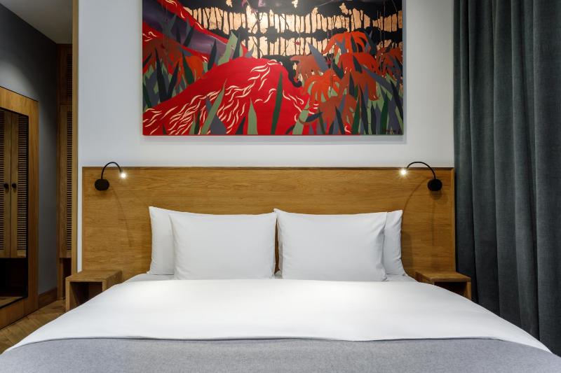 Double Room image 2