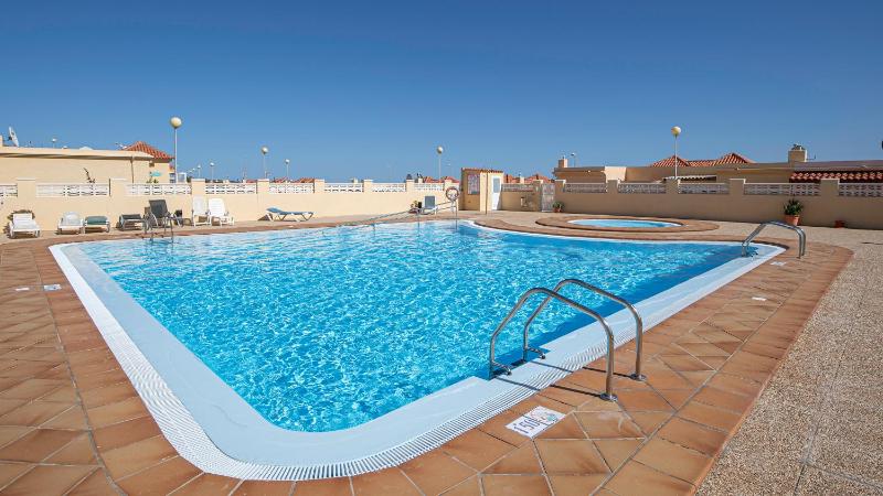 Private Terrace Home - Parking - Pool Images