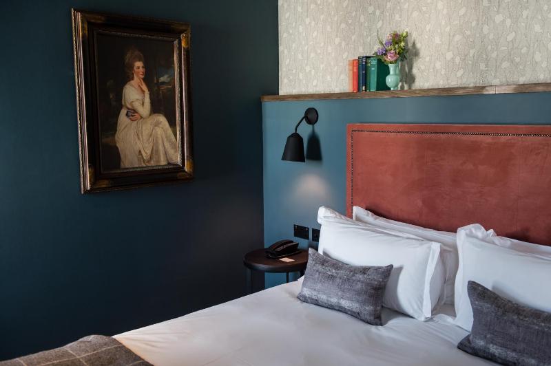 Classic Room image 3