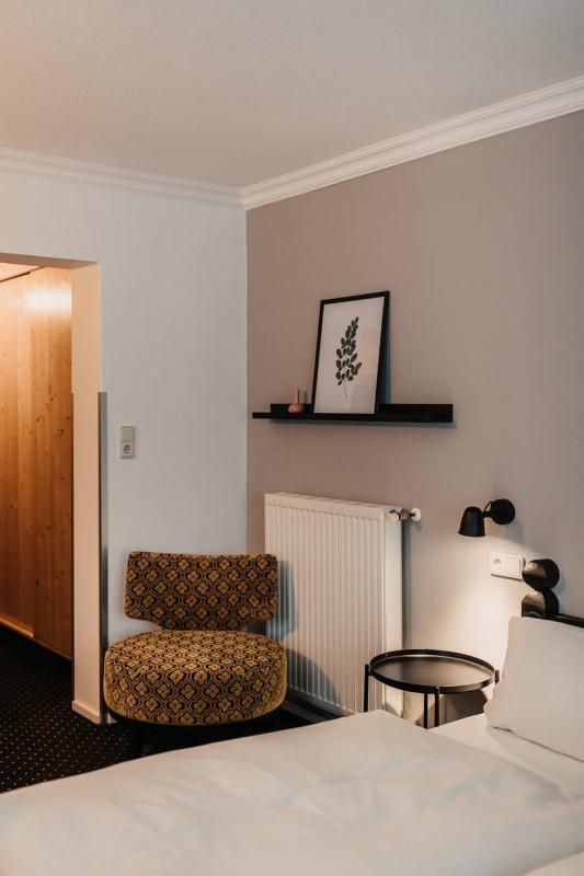 Double Room image 3
