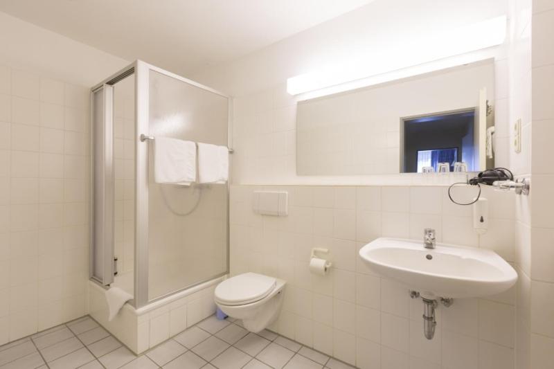 Single Room image 1
