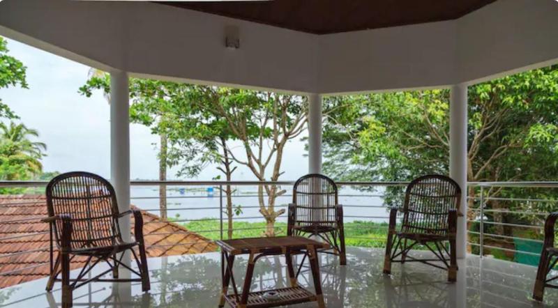 Lovedale Lakeside Homestay - image 9