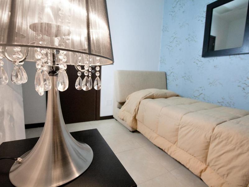 Comfort Single Room image 4