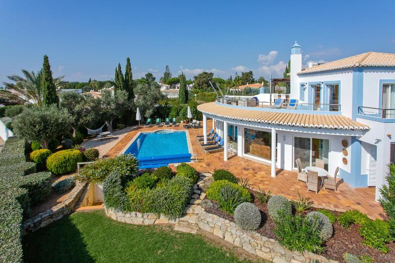 Villa image 2