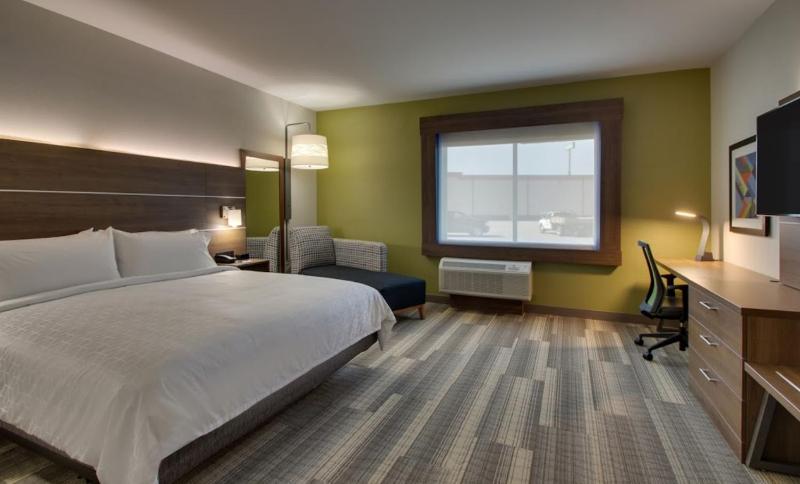 Standard Room image 3