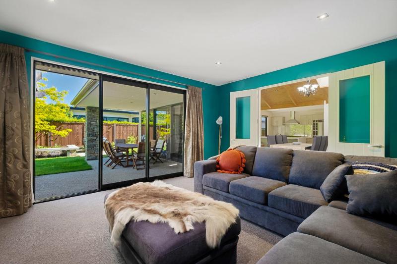 Roys Bay Lodge - Wanaka Holiday Home - image 32