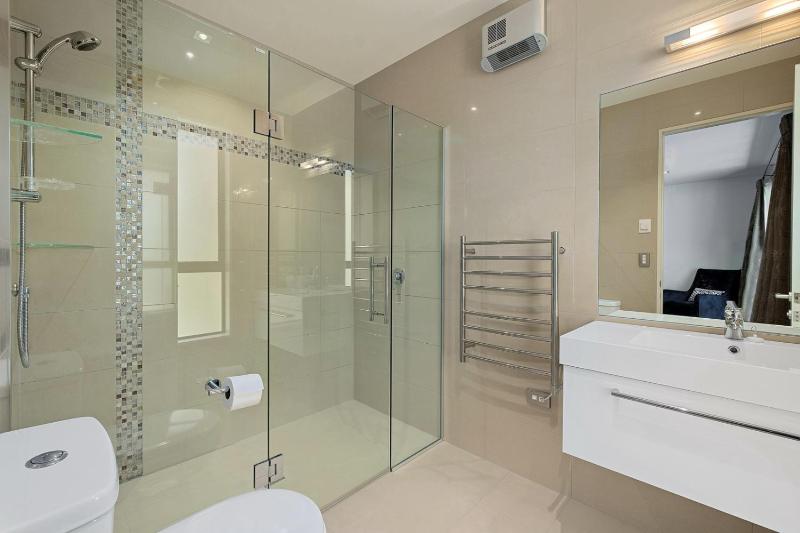 Roys Bay Lodge - Wanaka Holiday Home - image 25