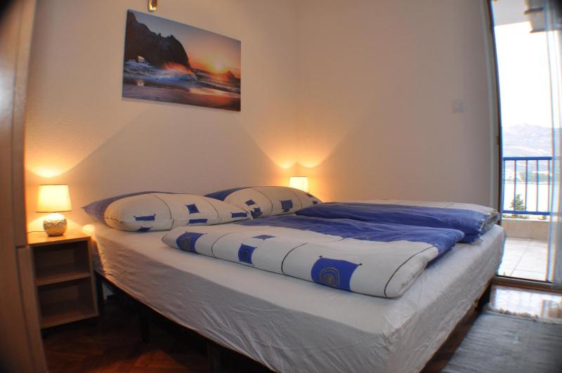 Two-Bedroom Apartment with Balcony and Sea View image 2