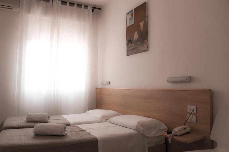 Albergo Moderno - image 18
