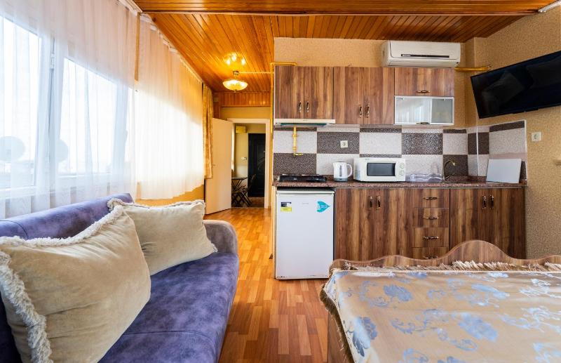 Apartment with Sea View image 2