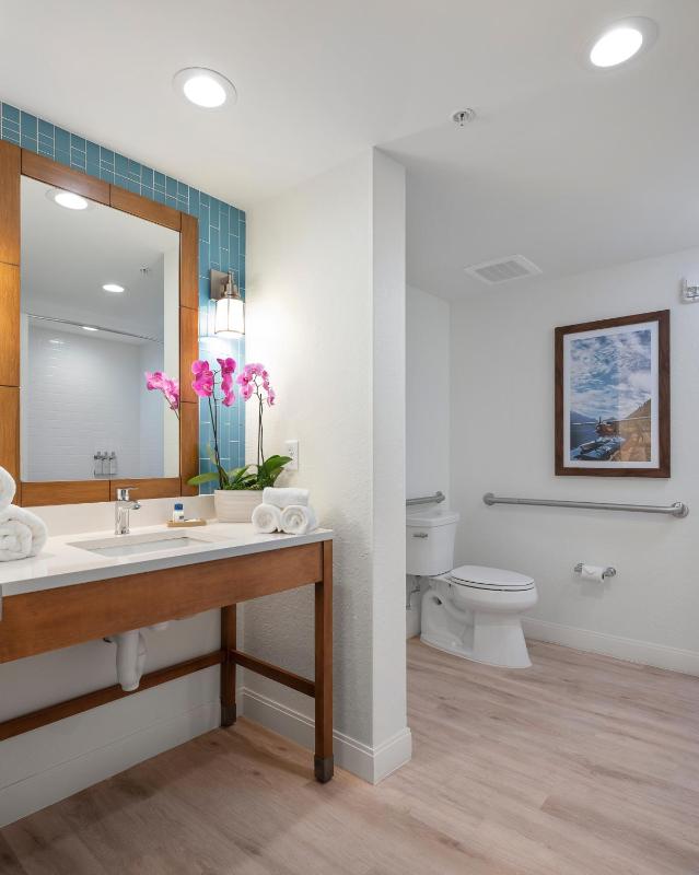 Compass Hotel by Margaritaville Anna Maria Sound - image 10