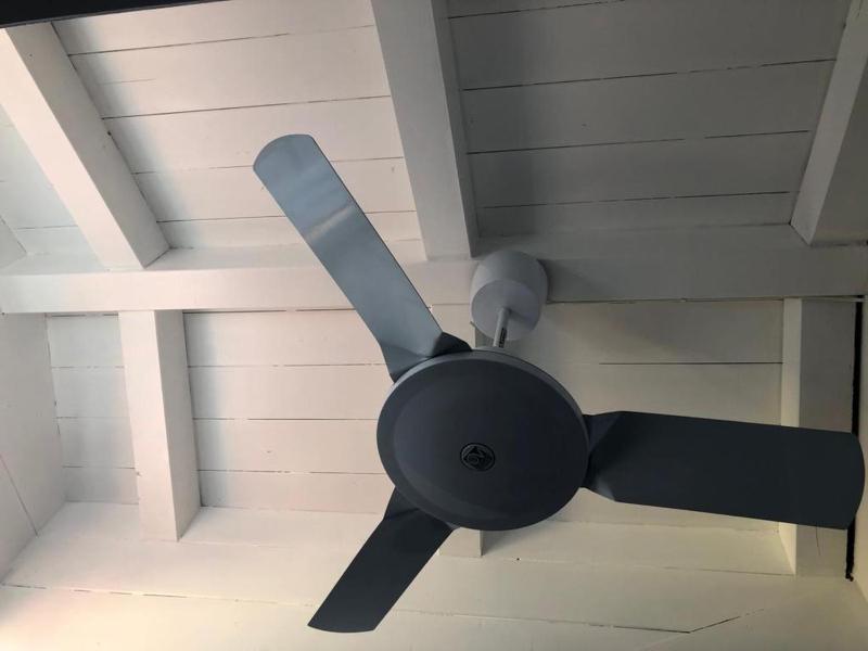 One-Bedroom Apartment image 4