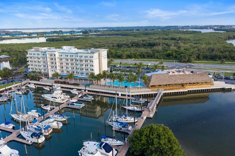 Compass Hotel by Margaritaville Anna Maria Sound - image 11