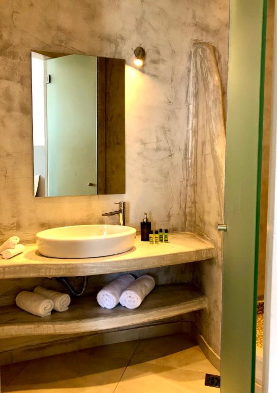 Aperanto Suites - image 29