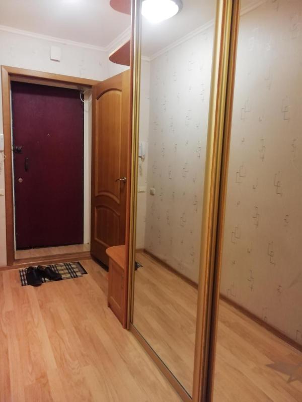 One-Bedroom Apartment image 2