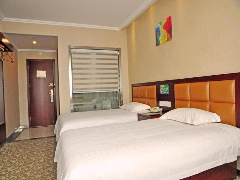 GreenTree Inn Anhui Hefei Tianehu Wanda Square Express Hotel - image 42