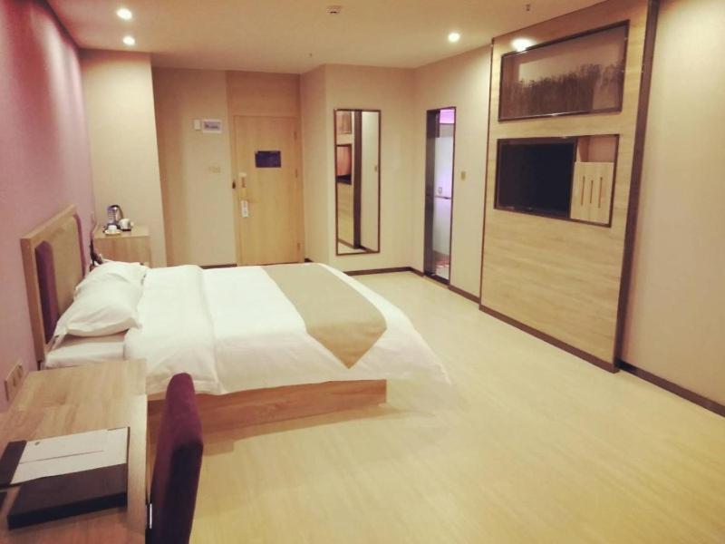 GreenTree Alliance Kunming Beijing Road Linyuqiao Subway Station Hotel - image 13
