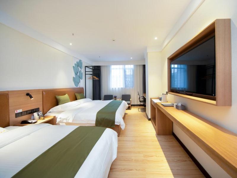GreenTree Inn Kunming Nanping Pedestrian Street Hotel - image 34