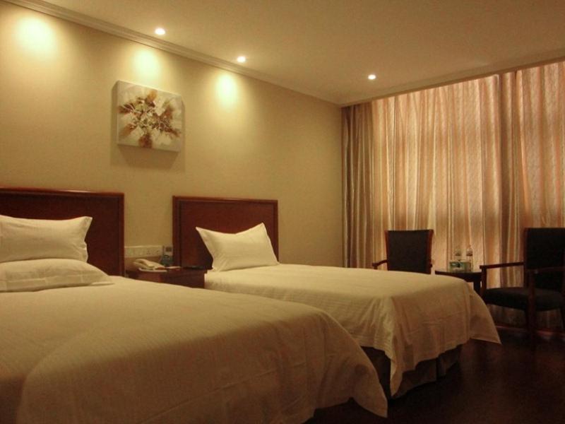 GreenTree Inn Shandong Qingdao Jiaozhou Datong Mansion Express Hotel - image 41