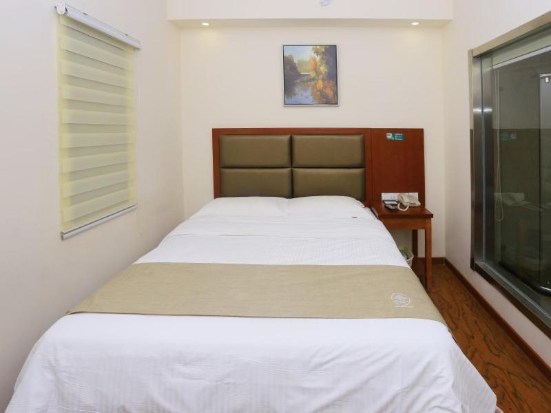 GreenTree Inn AnHui HeFei Heyu Rd. Dayun City Express Hotel - image 11