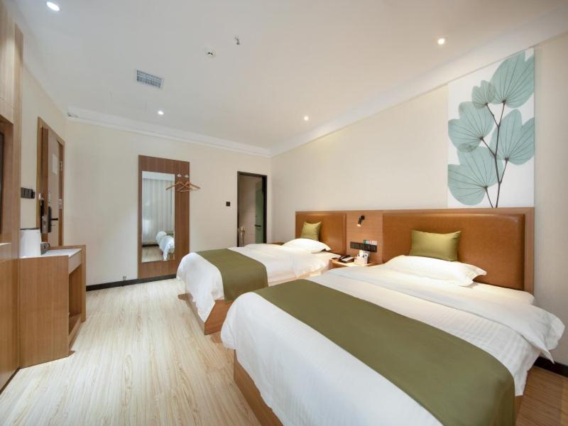 GreenTree Inn Kunming Nanping Pedestrian Street Hotel - image 29