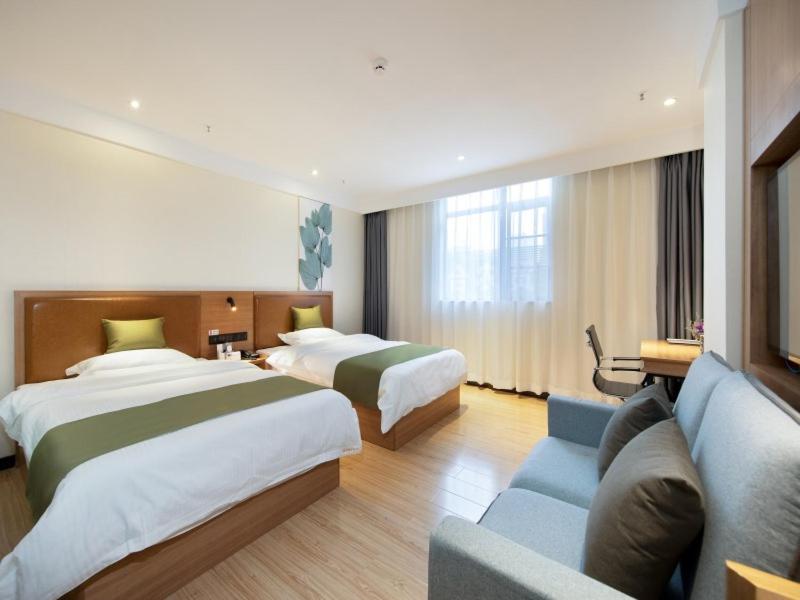 GreenTree Inn Kunming Nanping Pedestrian Street Hotel - image 22